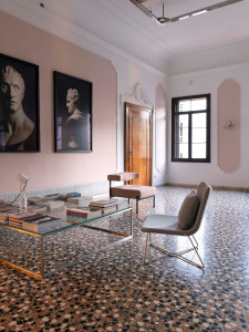 Тканевое кресло