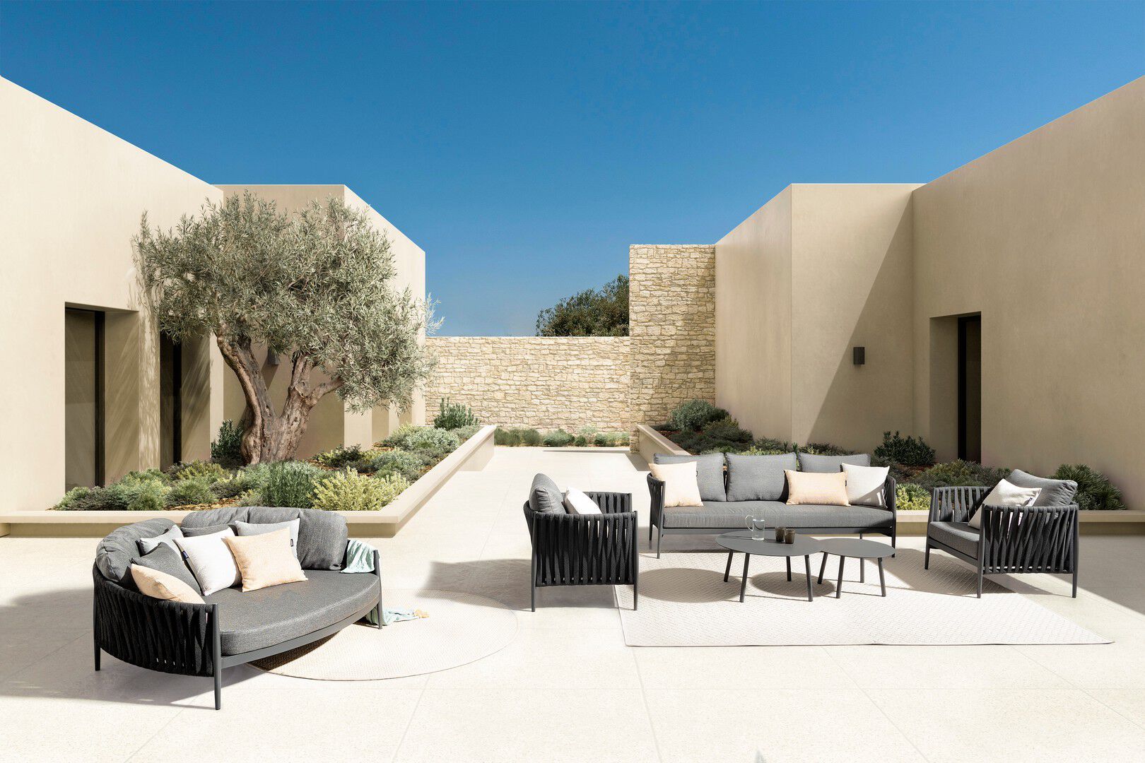 Набор из двух алюминиевых садовых столиков с порошковым покрытием BIZZOTTO AMINTA ARCH-00050432 - Вид №1