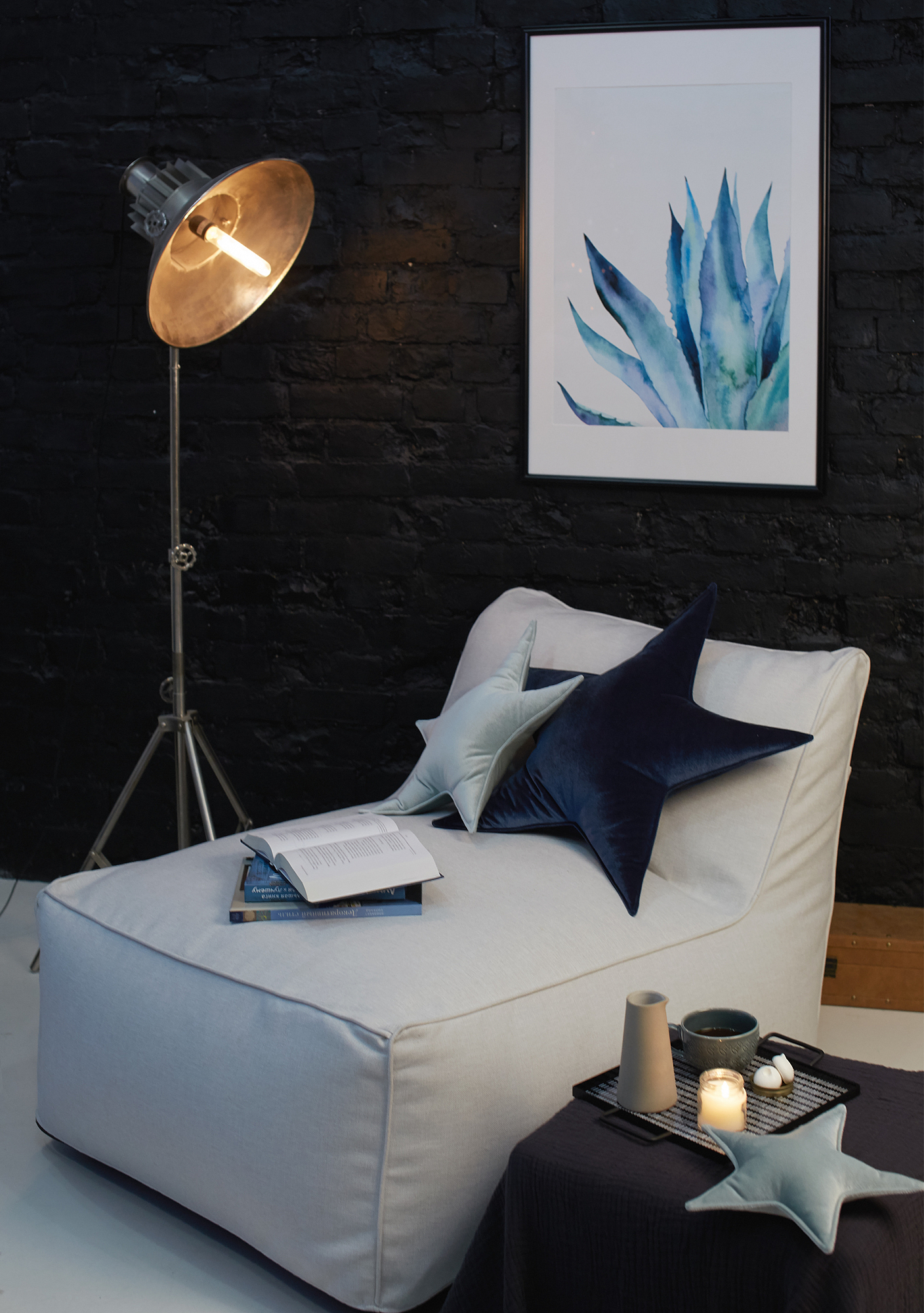 Подушка-звезда декоративная бархатная L синяя Ameli 25 МАСТЕРСКАЯ КРЕСЛО  335275 Синий Santreyd  - Вид №2