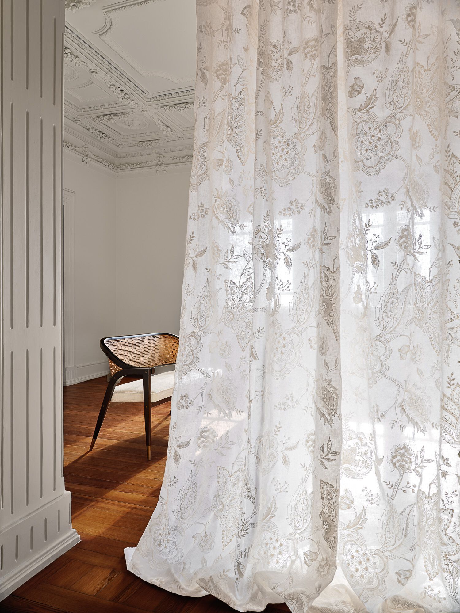 Ткань для штор с цветочным рисунком Aldeco Veva ARCH-00116574 - Вид №2