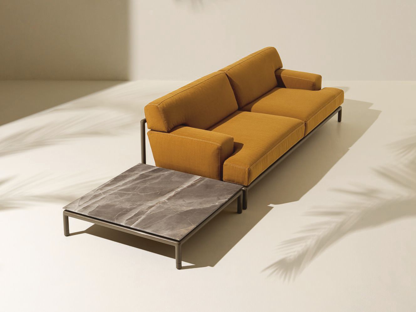 Мраморный квадратный садовый столик Ethimo Lodge ARCH-00080466 - Вид №1