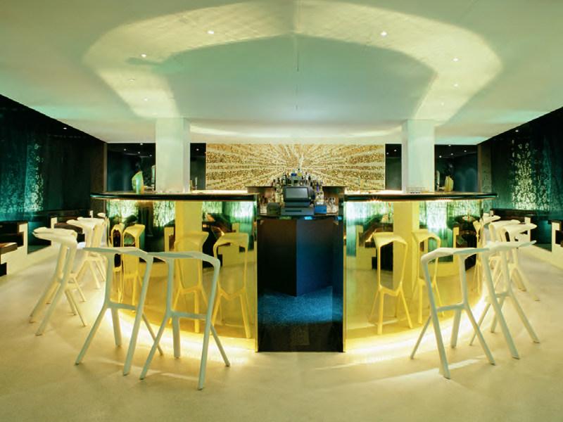 Plank Высокий штабелируемый табурет из полипропилена Miura sun-id-1424963 - Вид №7