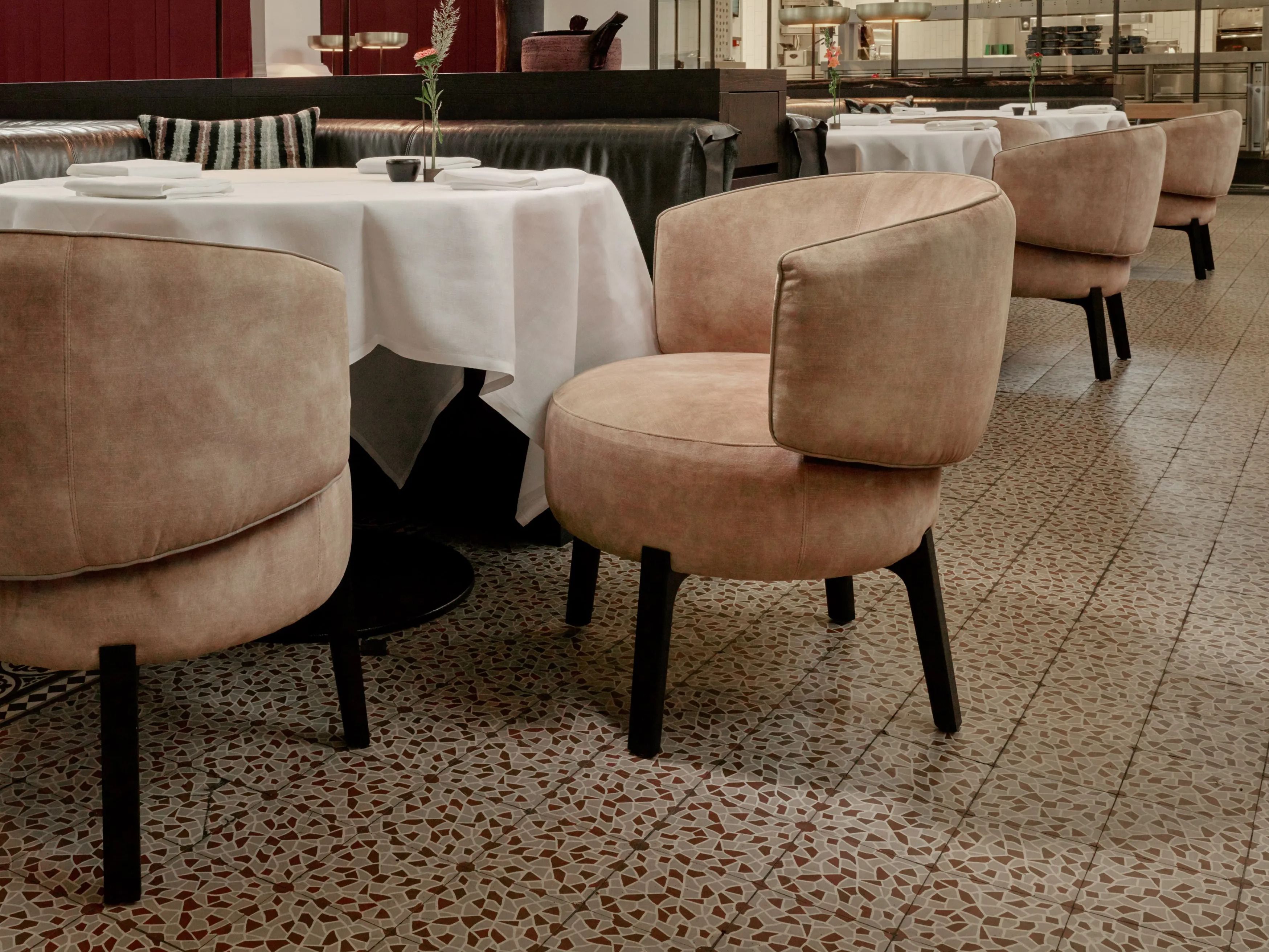 Бархатное кресло с подлокотниками Piet Boon Джейн ARCH-00144497 - Вид №3