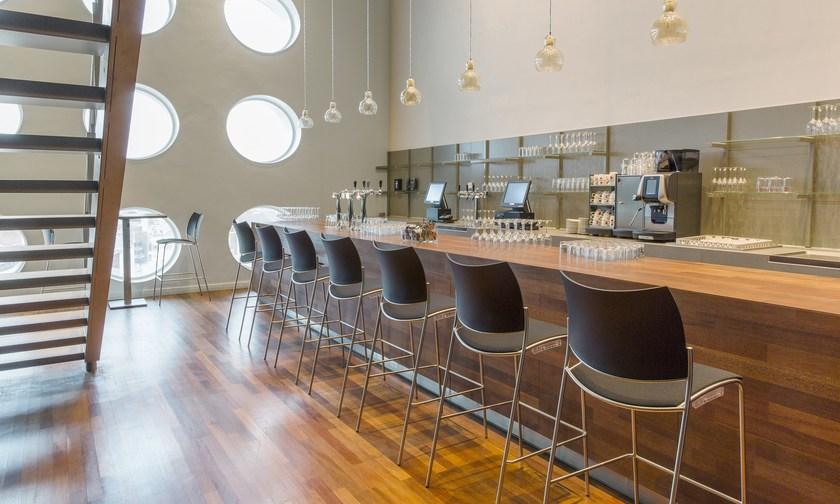 Casala Стул с подставкой для ног, обитый тканью Cobra barstool 1279/07 - Вид №1