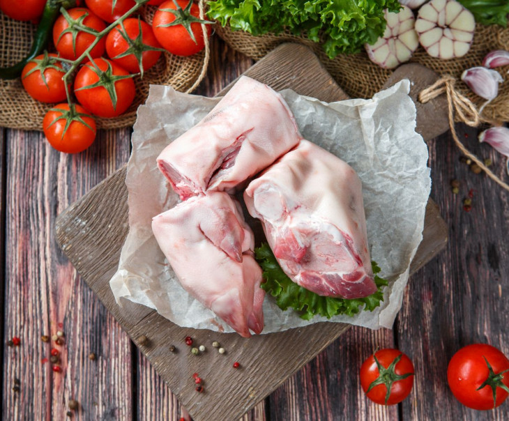 4976 Ножка свиная Вкусляндия 