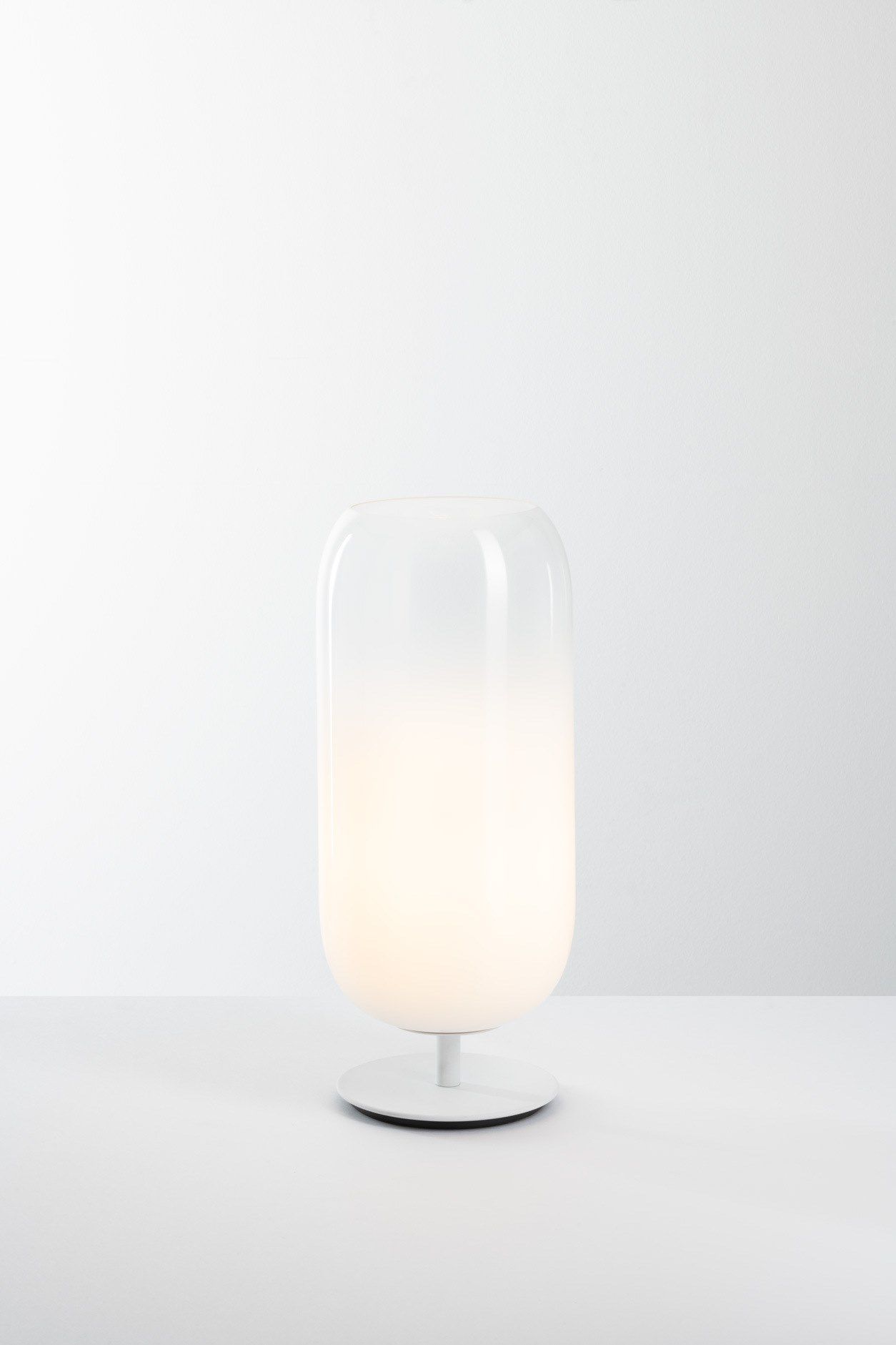 Светодиодная настольная лампа из дутого стекла Artemide Gople ARCH-00039061 - Вид №12