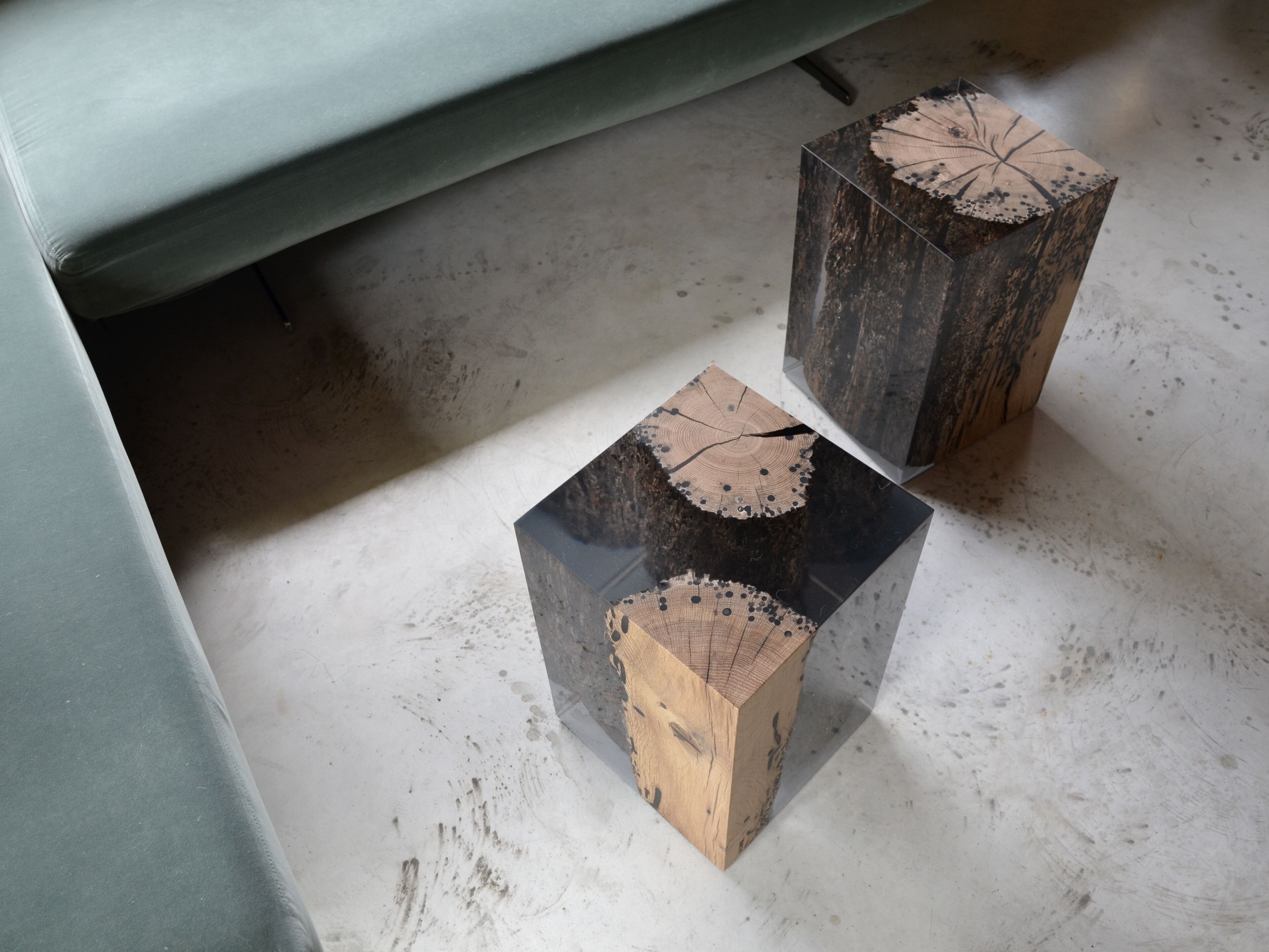 Табурет / журнальный столик из дуба и смолы alcarol Bricola ARCH-00047970 - Вид №19