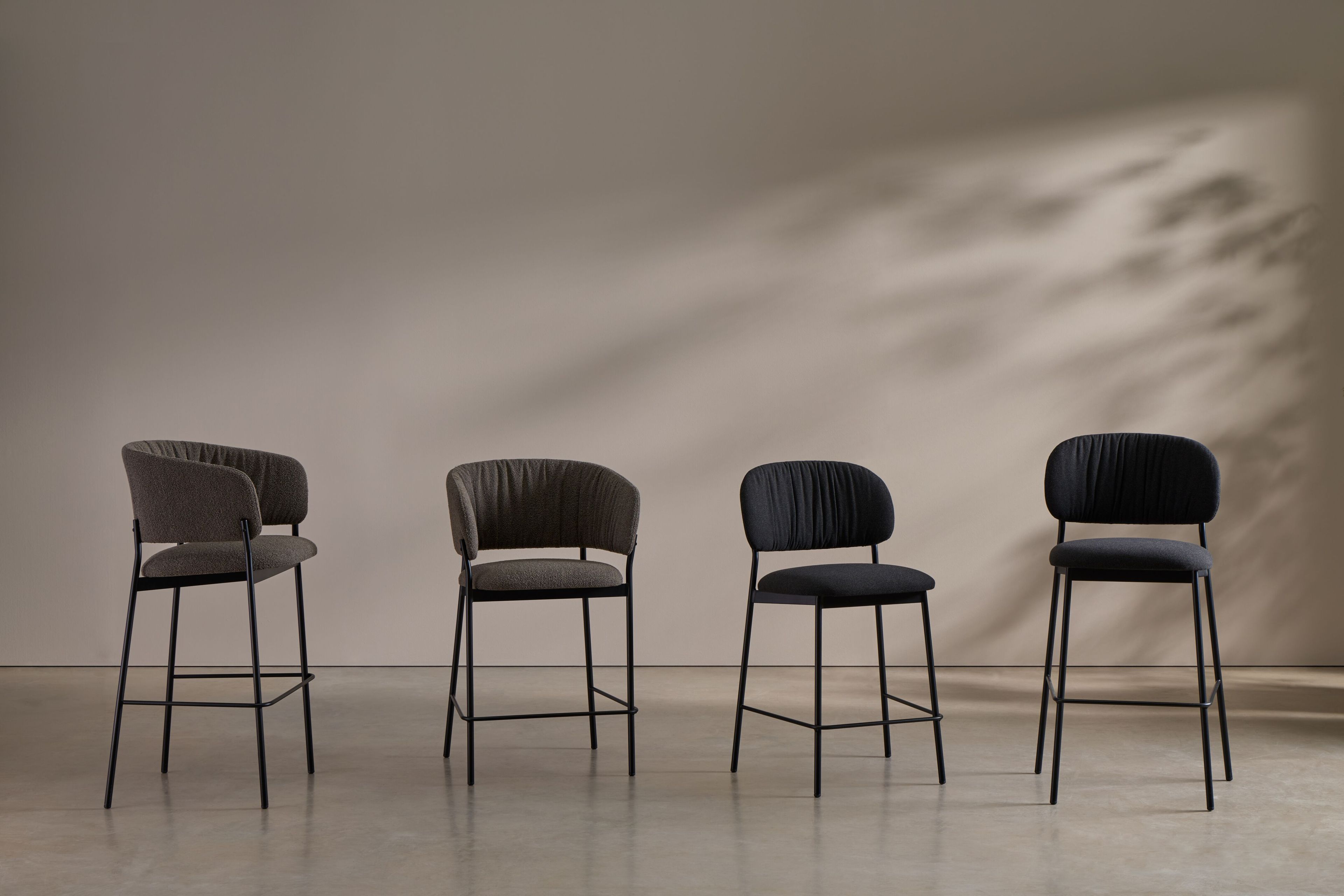 Высокий тканевый мягкий стул Blasco&Vila RC Metal Soft ARCH-00144612 - Вид №5