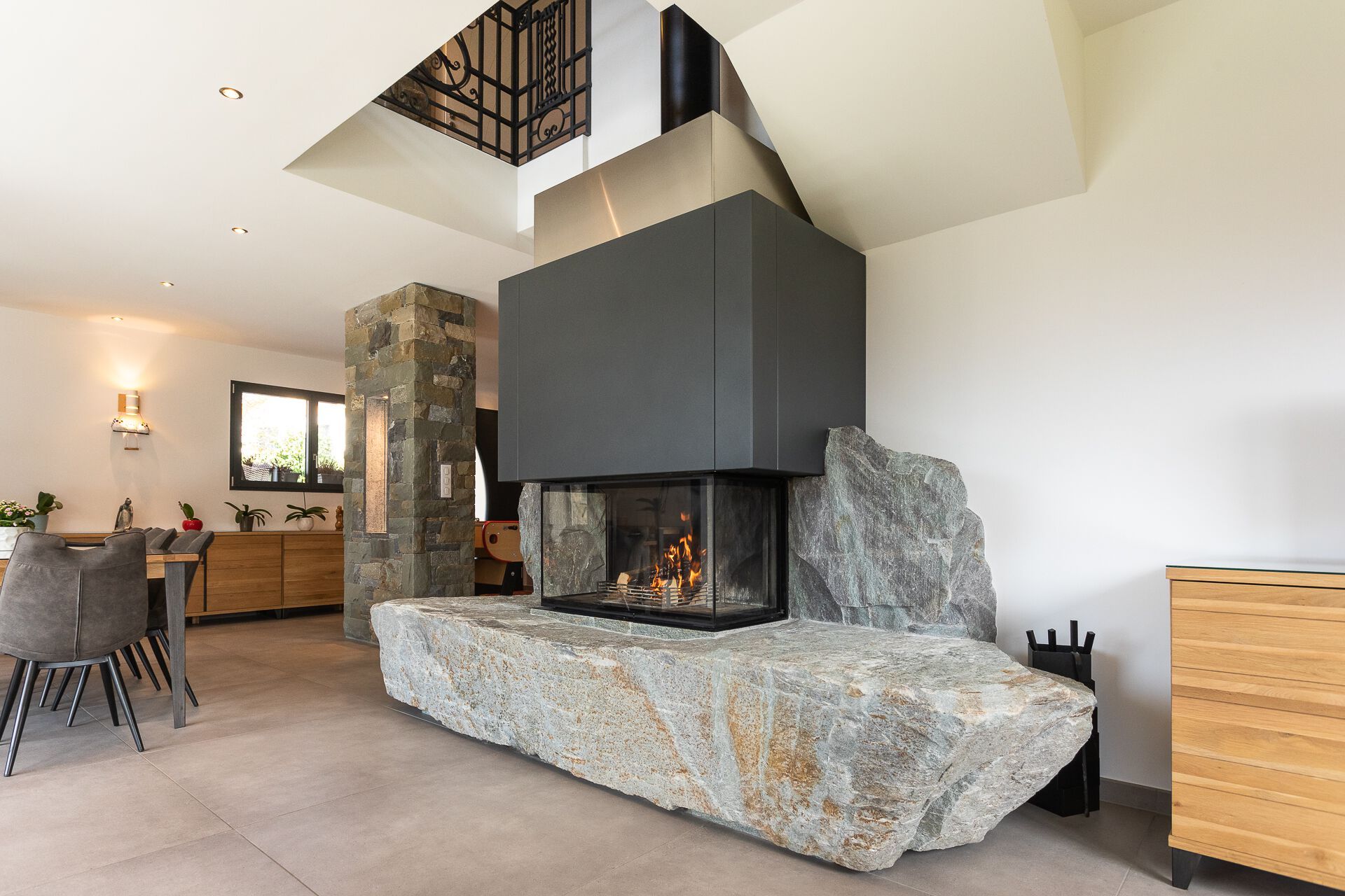 Стальной тройной фасад дровяной камин RÜEGG RIII ARCH-00096769 - Вид №1