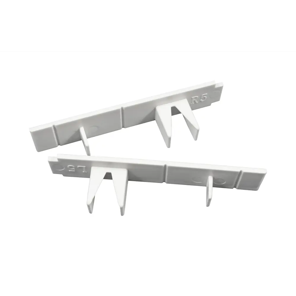 Заглушка для трехрядного карниза пластик цвет белый 13 см KREAFORTA STLM-2120241