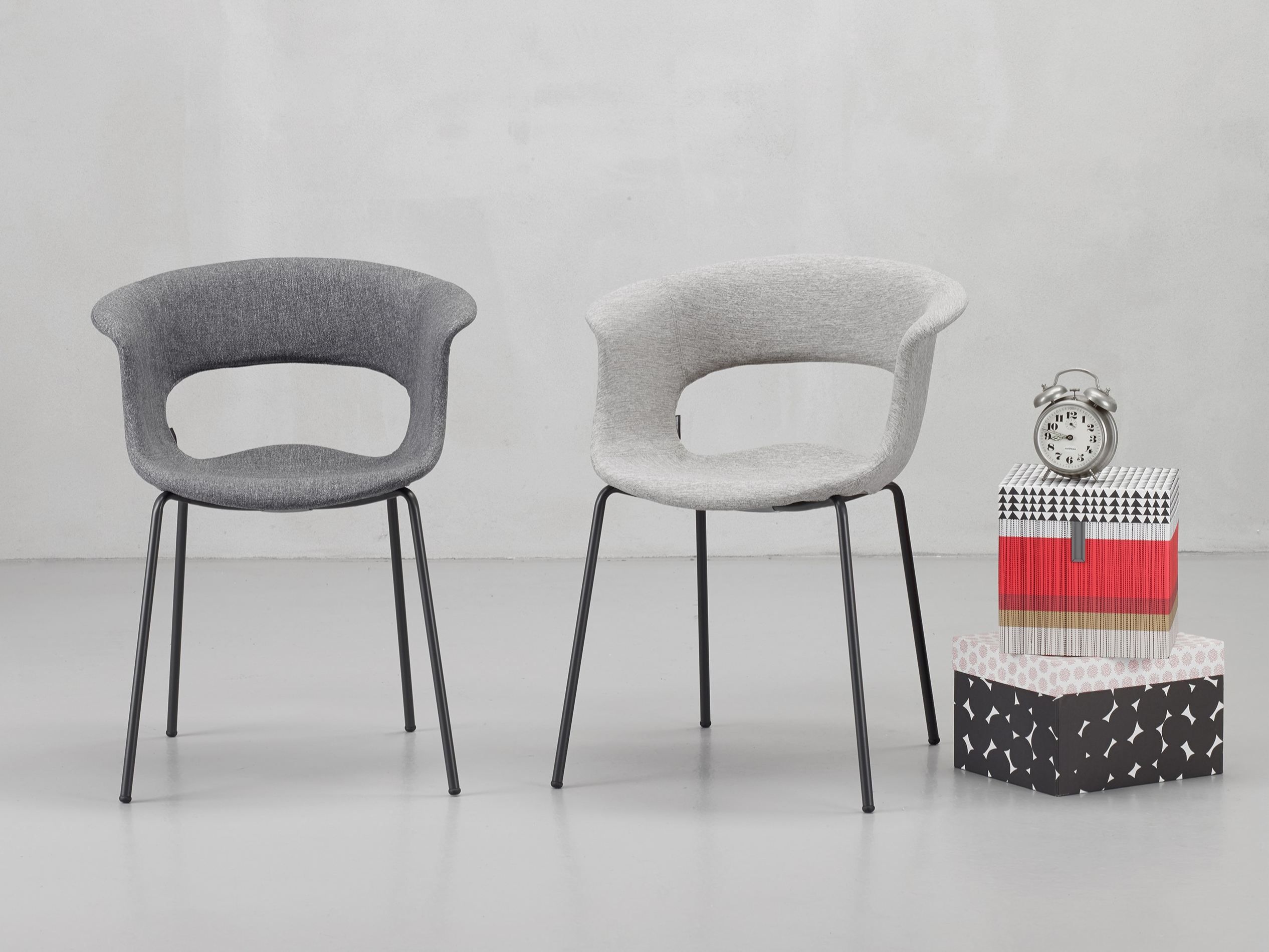 Тканевый стул с подлокотниками S-CAB Miss B ARCH-00110148 - Вид №1