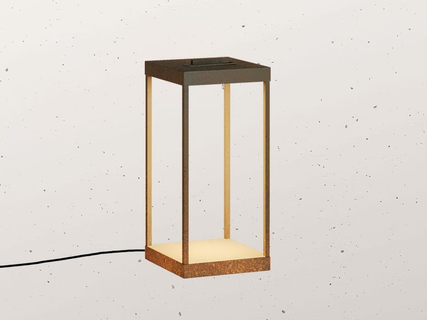 Напольная лампа из латуни Il Fanale фонари Slim ARCH-00104685