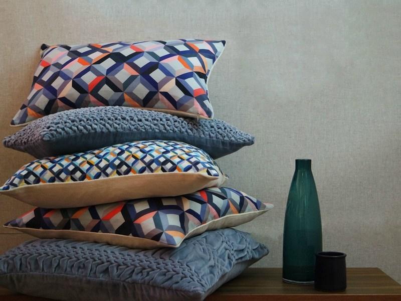 Nitin Goyal London Квадратная подушка, вышитая вручную Handcrafted texture sun-id-1480216 - Вид №1