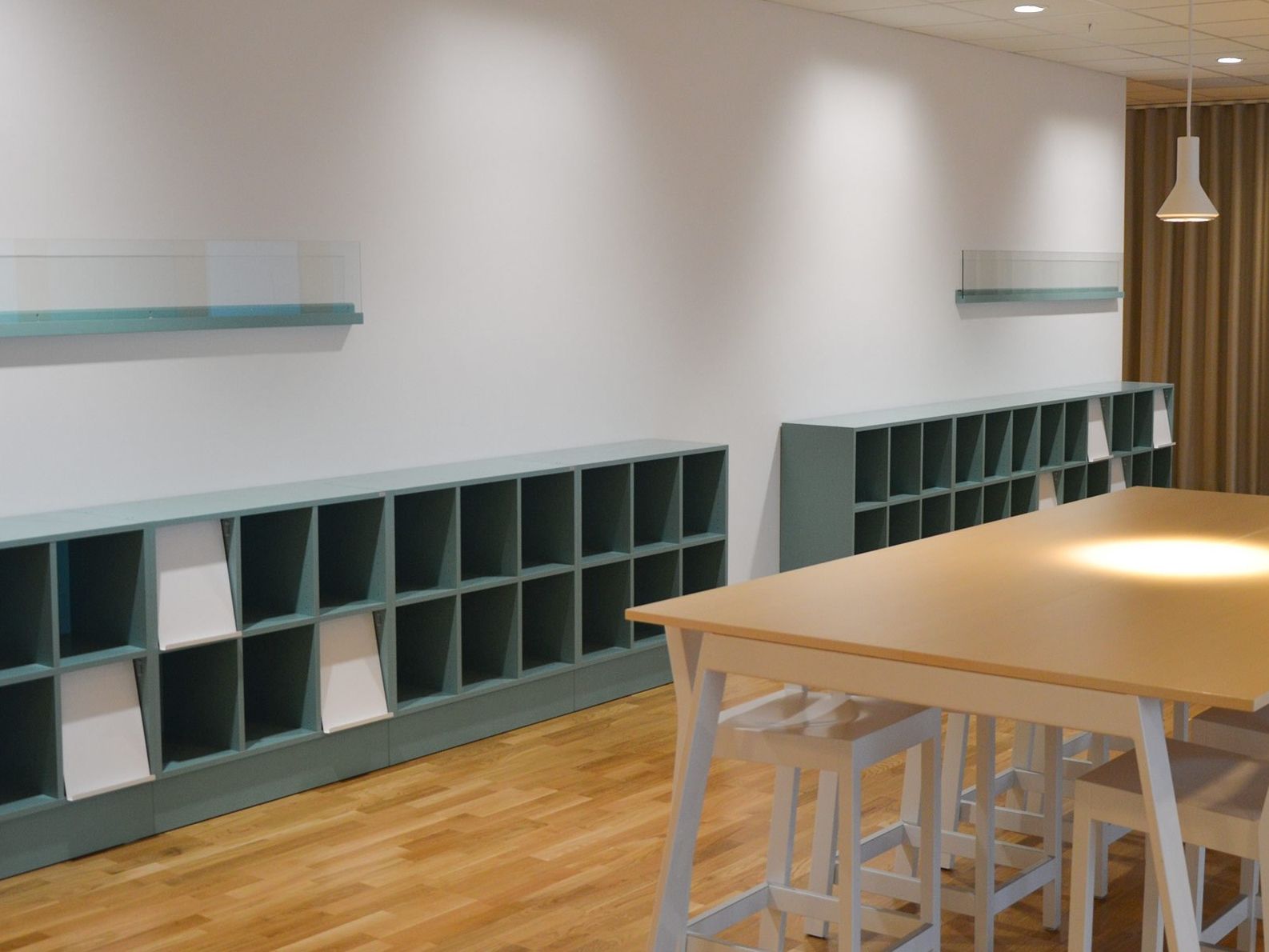 Ламинат с низким дневным офисным книжным шкафом TreCe CombiLine ARCH-00074010 - Вид №4