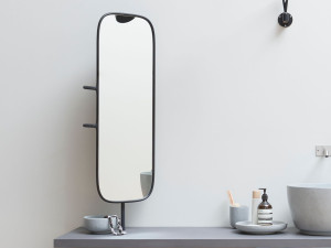 Зеркало в рамке