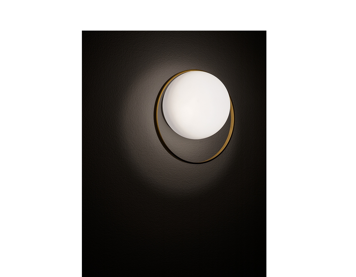 073243 Светильник настенный Estiluz Circ