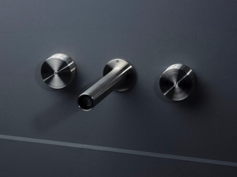 Настенный смеситель для раковины из нержавеющей стали с 3 отверстиями BEAMTECH App ARCH-00134961