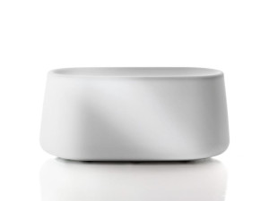 Низкий садовый горшок из полиэтилена