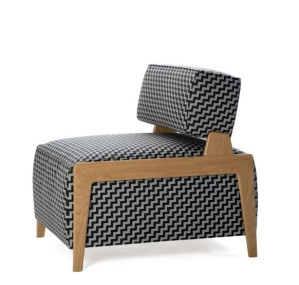 Тканевое кресло