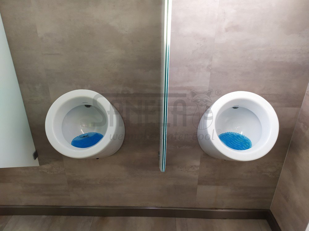 01822 Писсуар WCA с радарным устройством смыва, 230 В / 50 Гц (plug & play) SANELA  - Вид №1