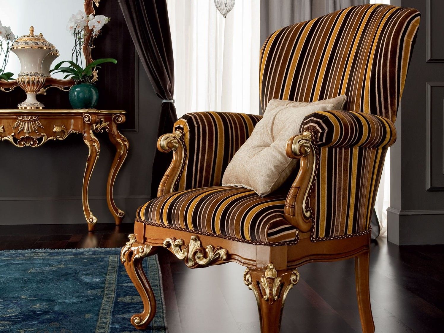 Тканевое кресло с подлокотниками Modenese Luxury Interiors Casanova ARCH-00023548