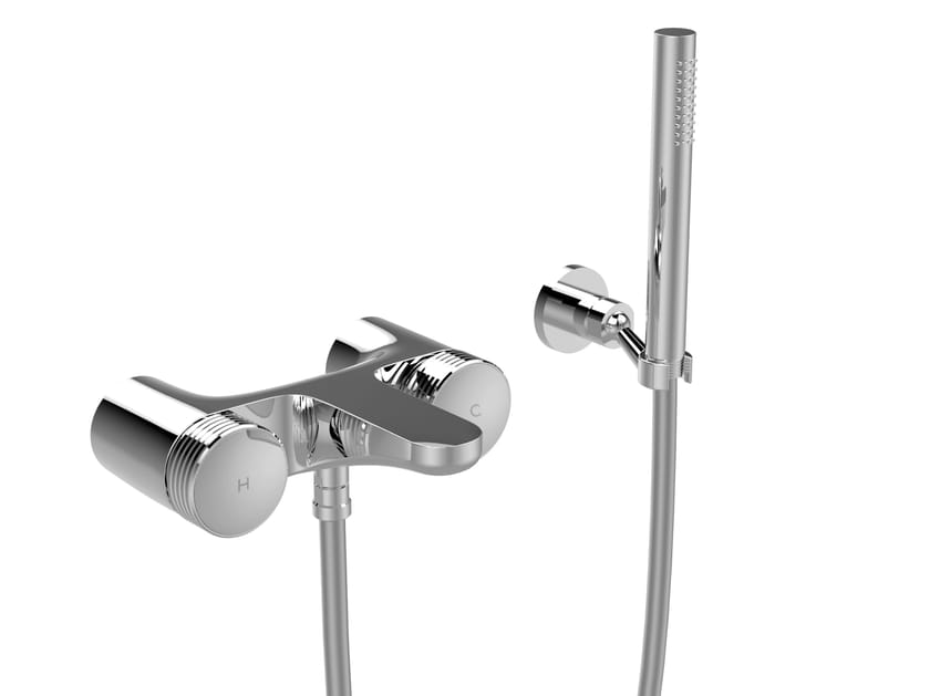 Хромированный латунный смеситель для душа с ручным душем FIMA CARLO FRATTINI текстура ARCH-00121662