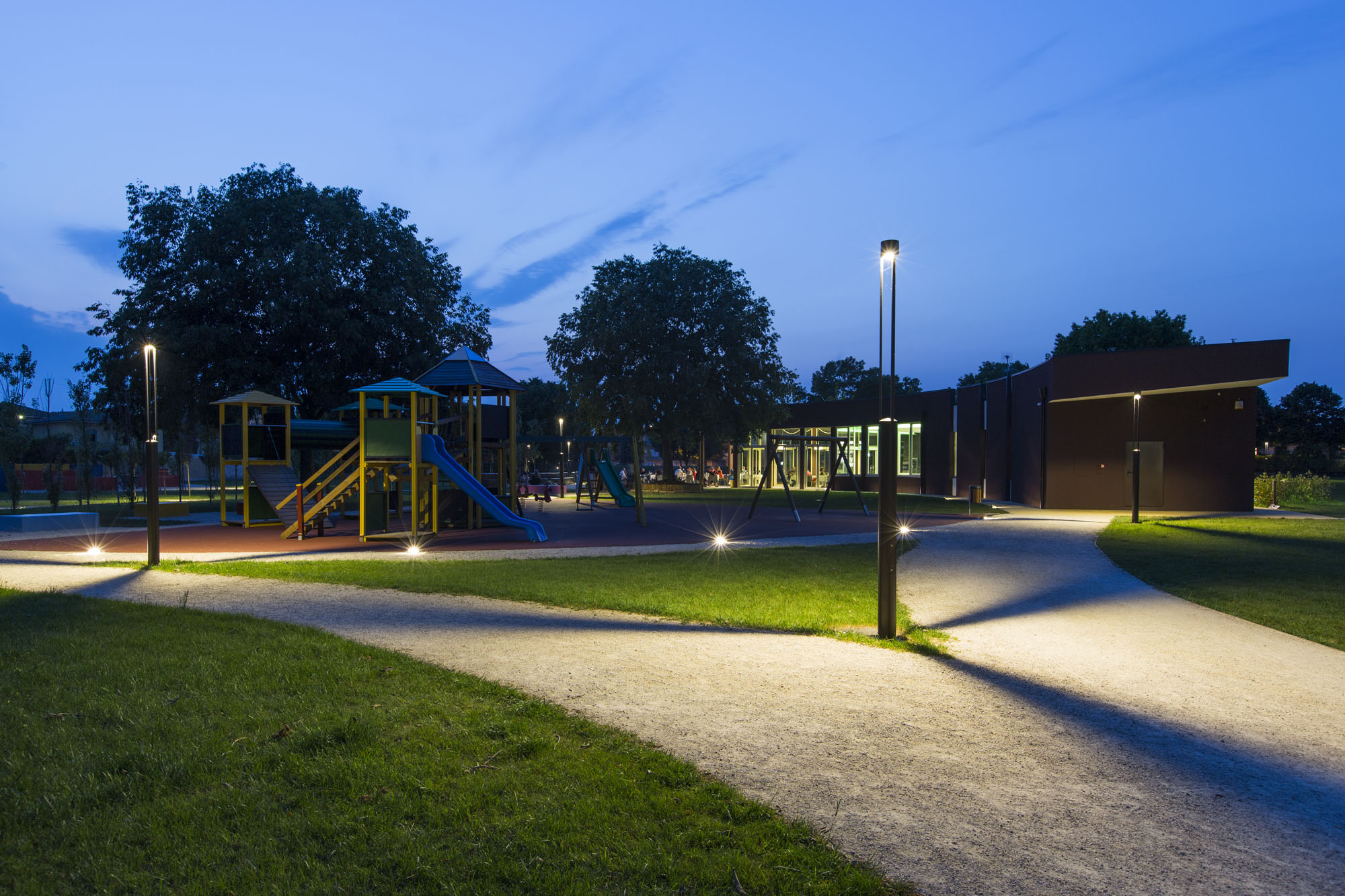 3333693 Уличное освещение  Platek TRIS  TRIS H. 3600 mm - 1 COB LED 2700K - Вид №4