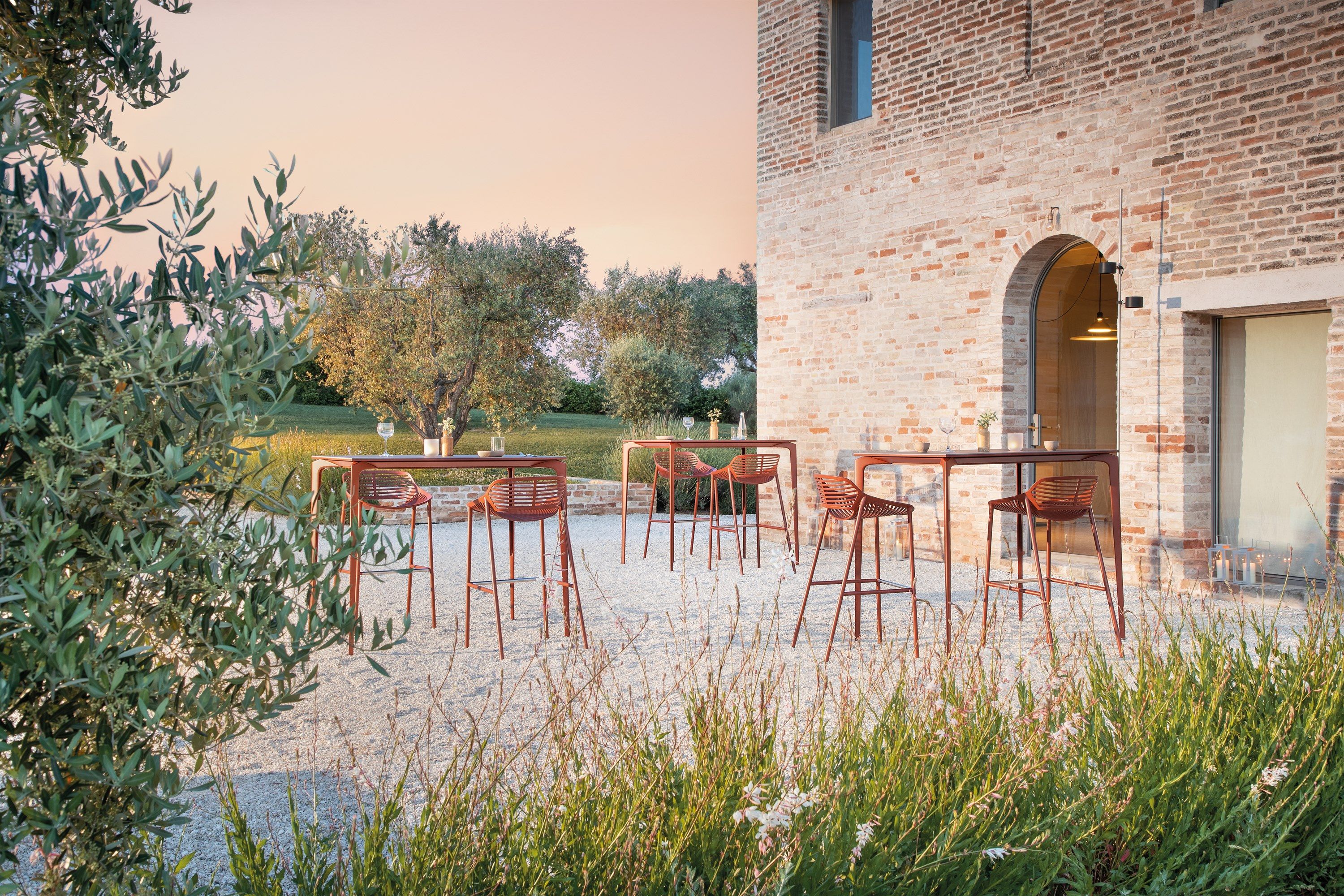 Алюминиевый высокий прямоугольный садовый стол FAST Allsize ARCH-00071251