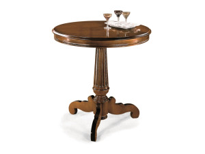 Круглый деревянный обеденный стол