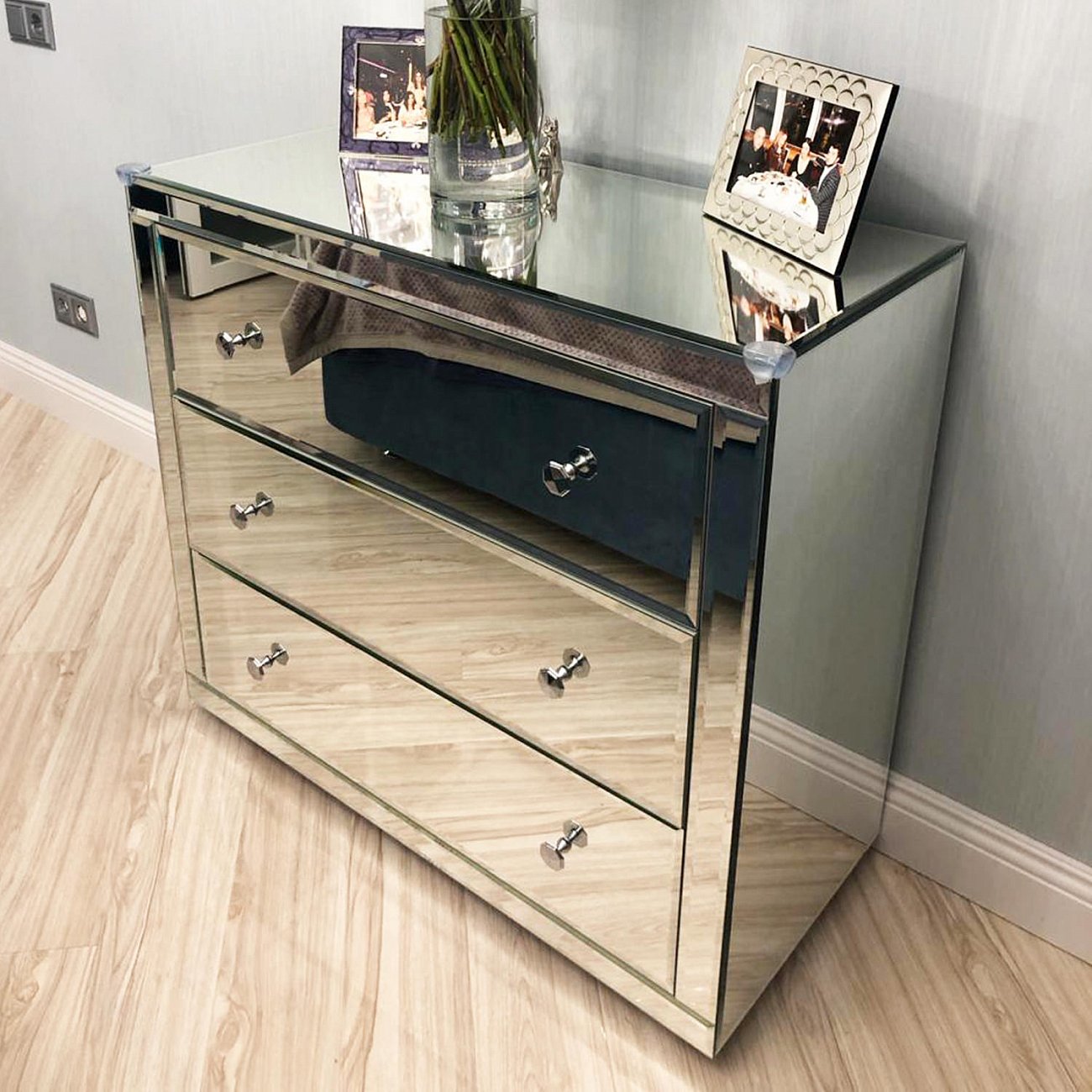 Комод зеркальный с 3 ящиками "Дэйли" GRAUM  304013 Зеркальный  - Вид №6