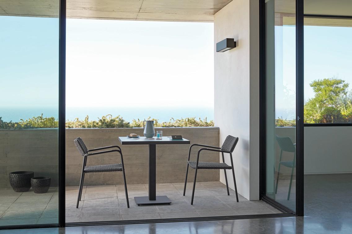 MNST1244 Обеденный стол pa lava 60см x 60см Manutti Napoli - Вид №1