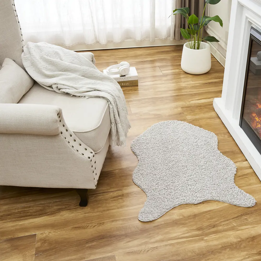 Ковер-шкура Teddy 60x90 см полиэстер цвет серая Santreyd STLM-2097758