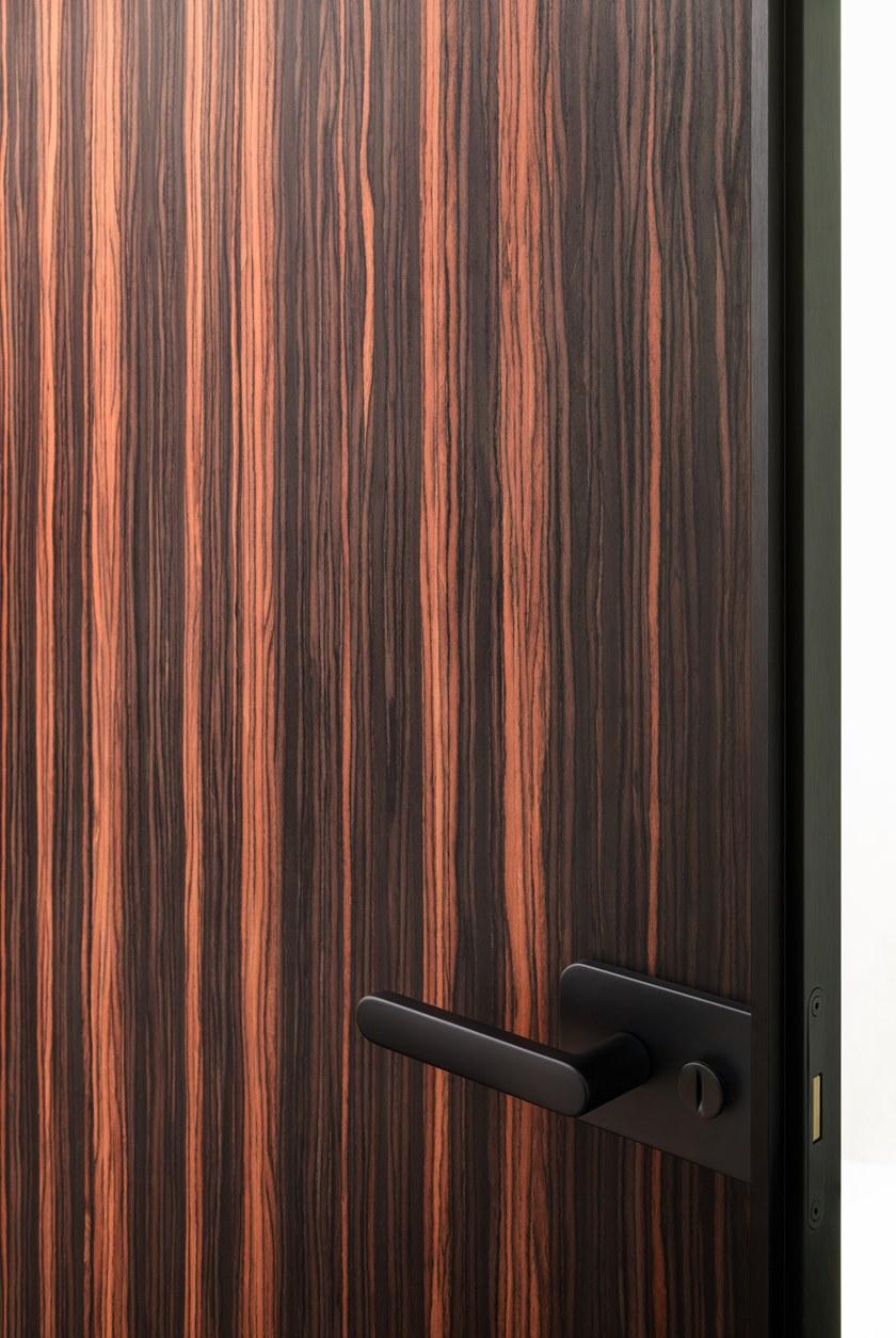 Glas Italia Распашная дверь из дерева заподлицо со стеной Sherazade sun-id-1349587 - Вид №1