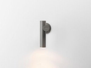 Металлическая наружная настенная лампа