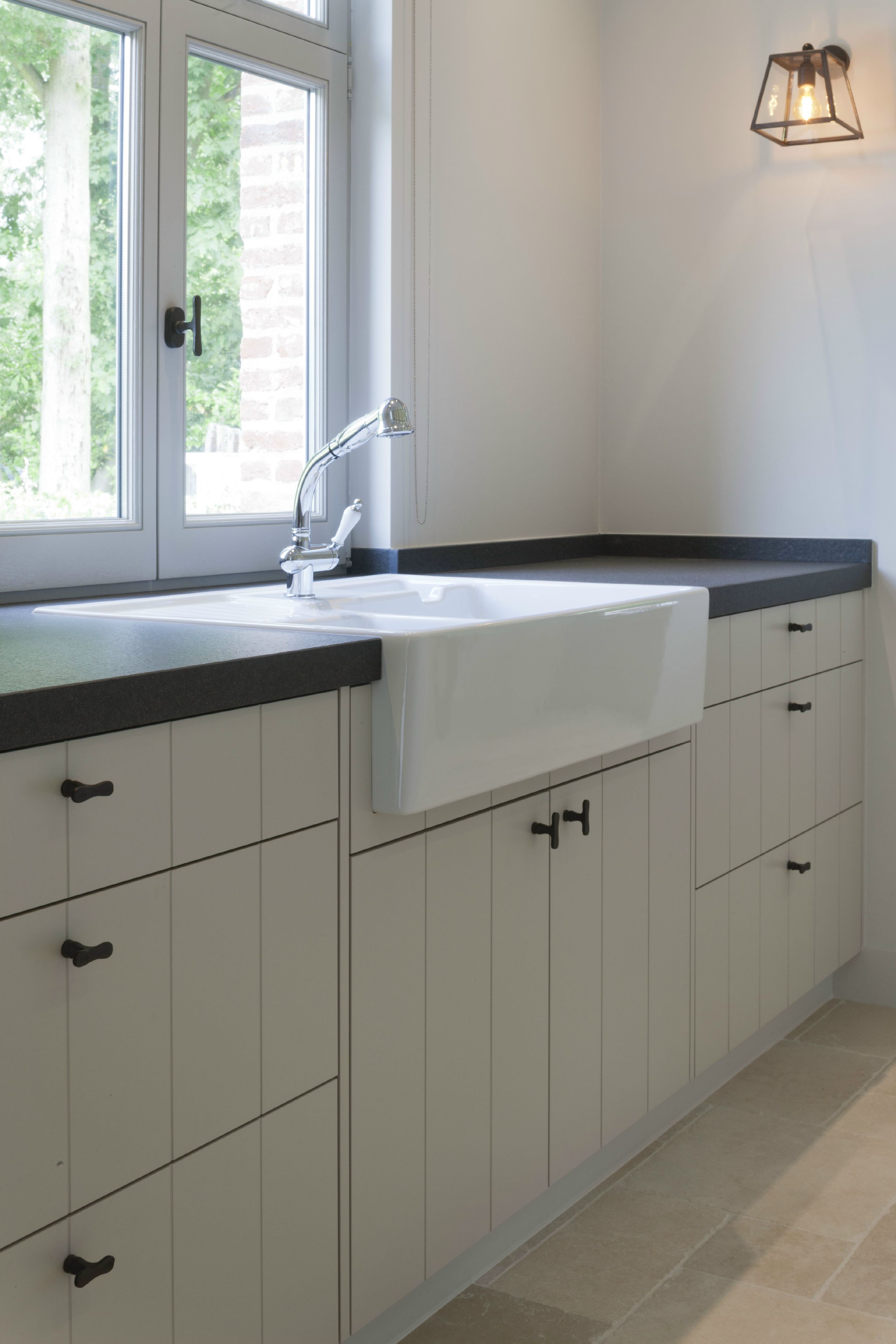 Железная оконная ручка Dauby Pure® ARCH-00123899 - Вид №3