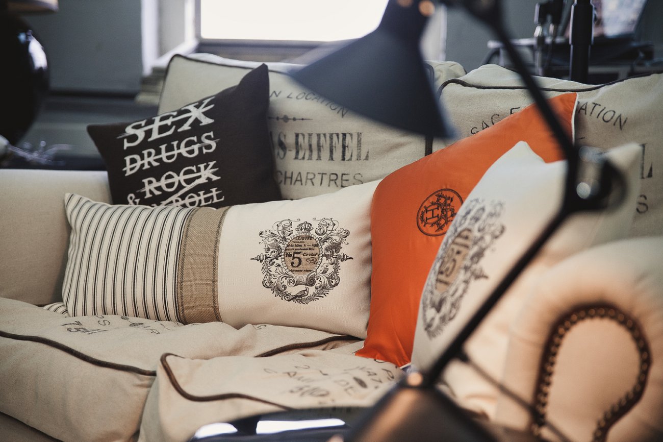 Диван Thomas Eiffei двухместный прямой бежевый ДОМАШНЯЯ ОБСТАНОВКА THOMAS EIFFEI 017179 Бежевый;молочный Santreyd  - Вид №11