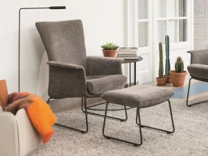 JORI Стул на санках с подлокотниками Aida