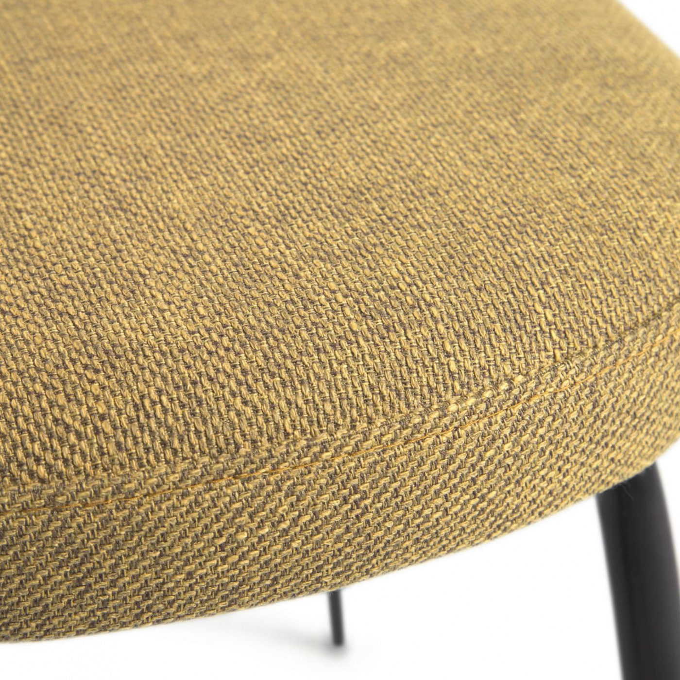 108094 Стул горчичного цвета с металлом с черной отделкой La Forma Anoha 