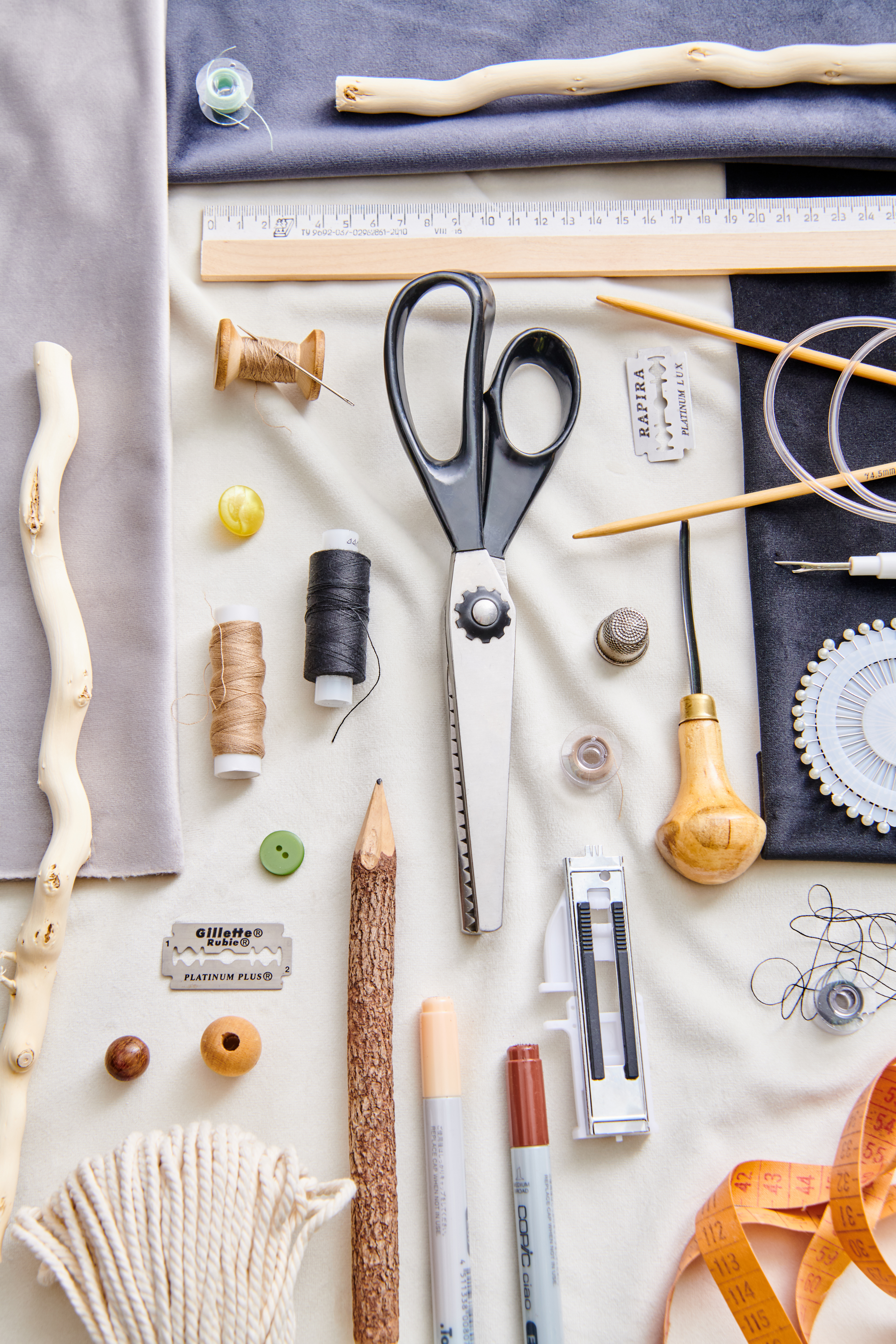 Бархатная ткань ТОРГОВЫЙ ДОМ ТЕКСТИЛЬ - серый велюр для штор и декора 81959960 STLM-0015396 - Вид №4