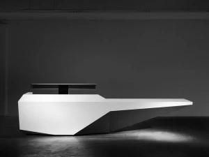 Isomi Стойка администратора для модульного офиса из твердой поверхности Fold