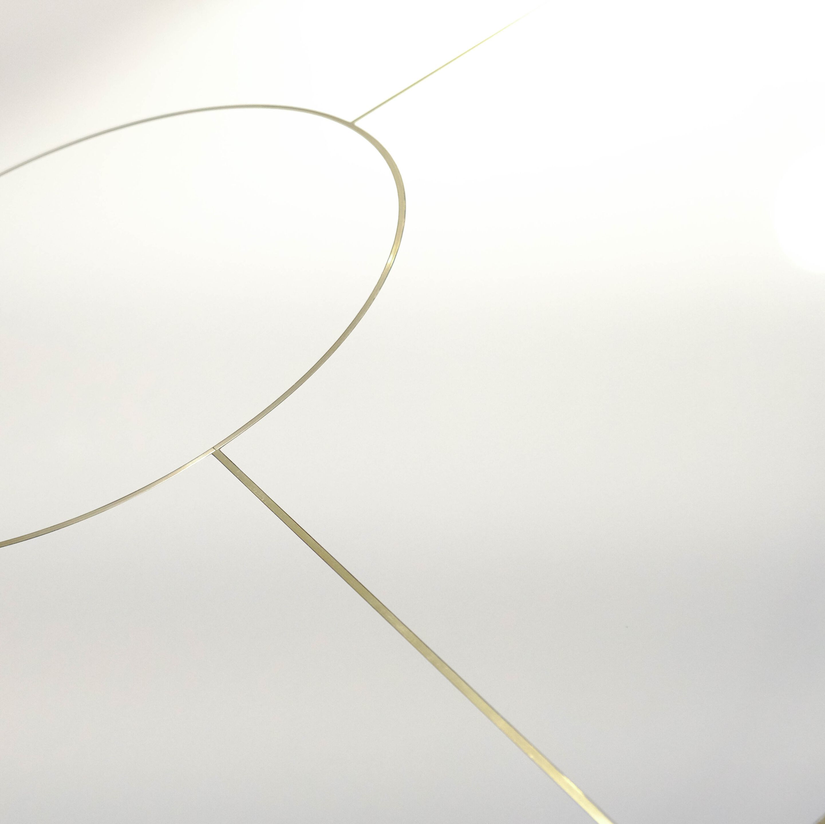 Круглый стол из ламинированного стекла Jover+Valls Antique Boutique-Malibu ARCH-00151815 - Вид №2