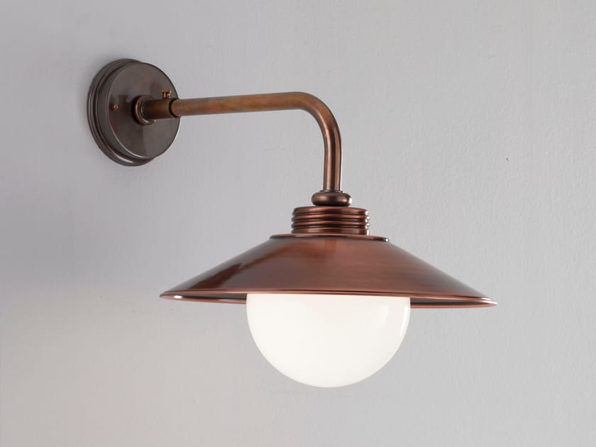 Медная и латунная светодиодная наружная настенная лампа Cremasco Illuminazione Венецианская традиция ARCH-00049297