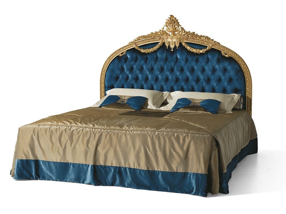 Двуспальная кровать в стиле Людовика XVI с капитонным изголовьем OAK Галерея ARCH-00033950
