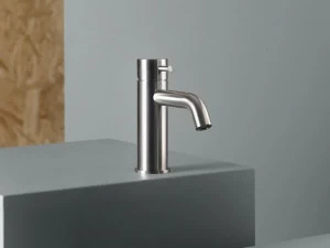Quadrodesign Смеситель для умывальника Source