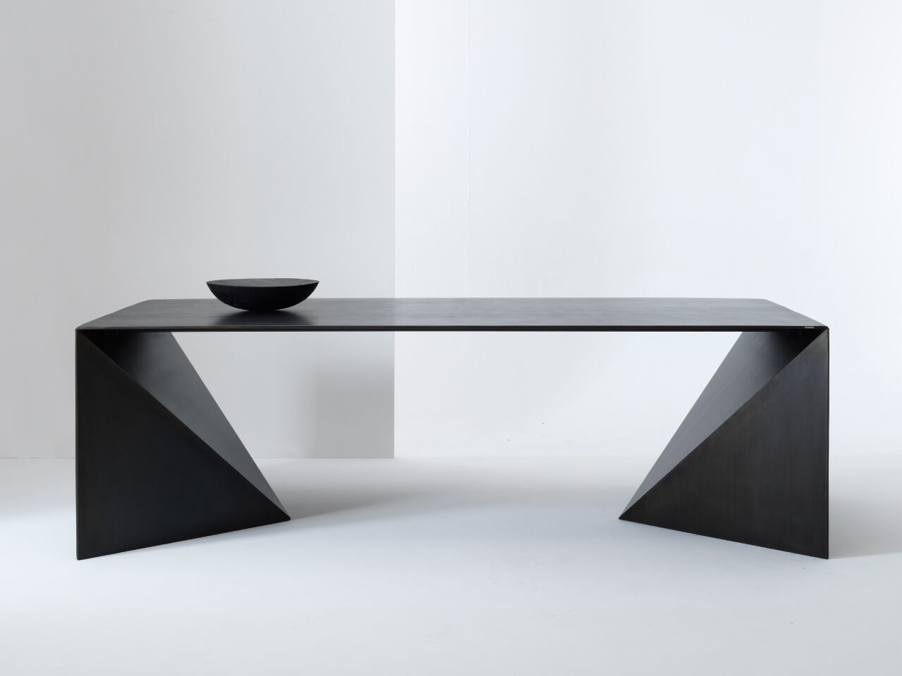 Прямоугольный металлический стол Julia Italia ORUKAMI ARCH-00117642 - Вид №1