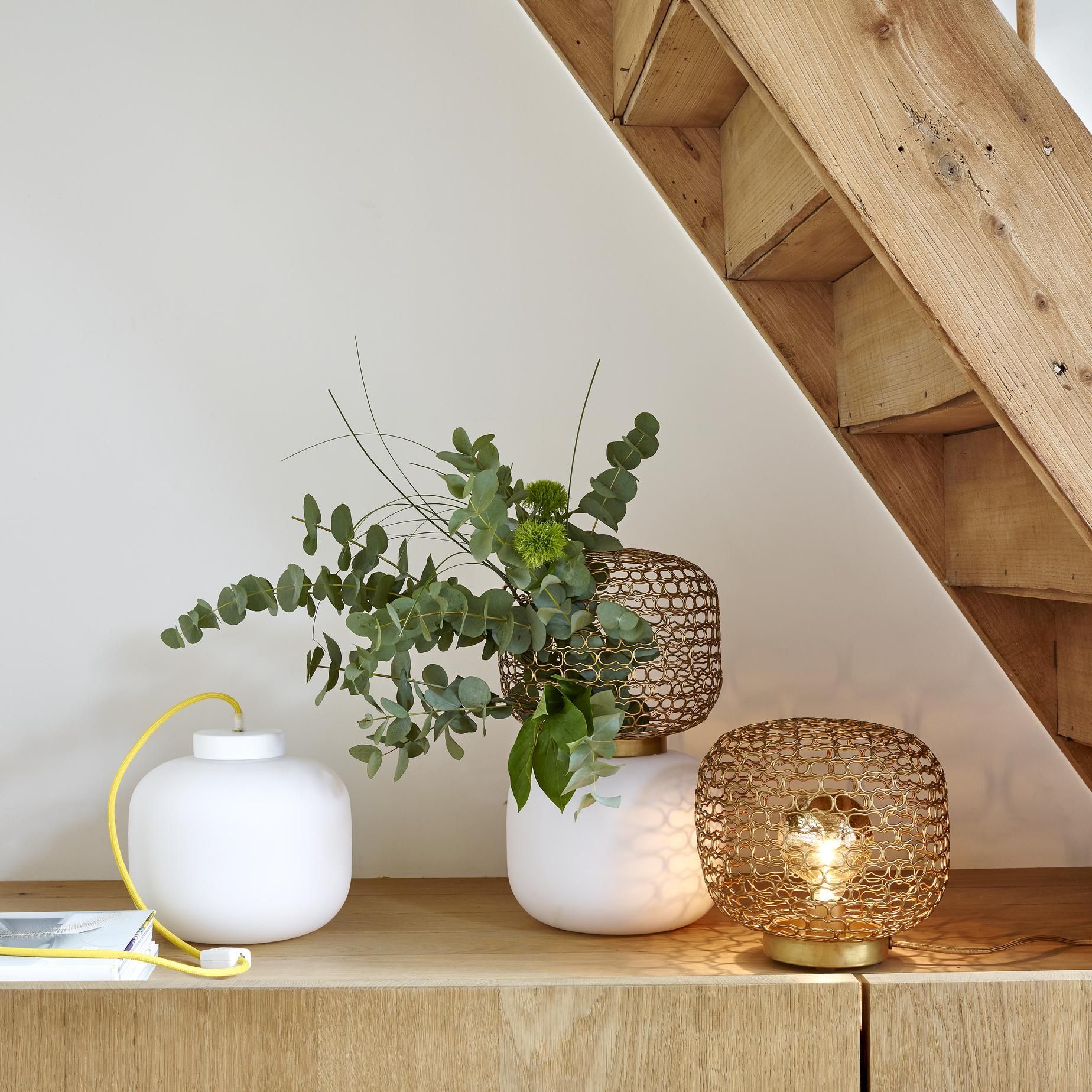 Латунная светодиодная настольная лампа Ligne Roset Jali ARCH-00080369 - Вид №1