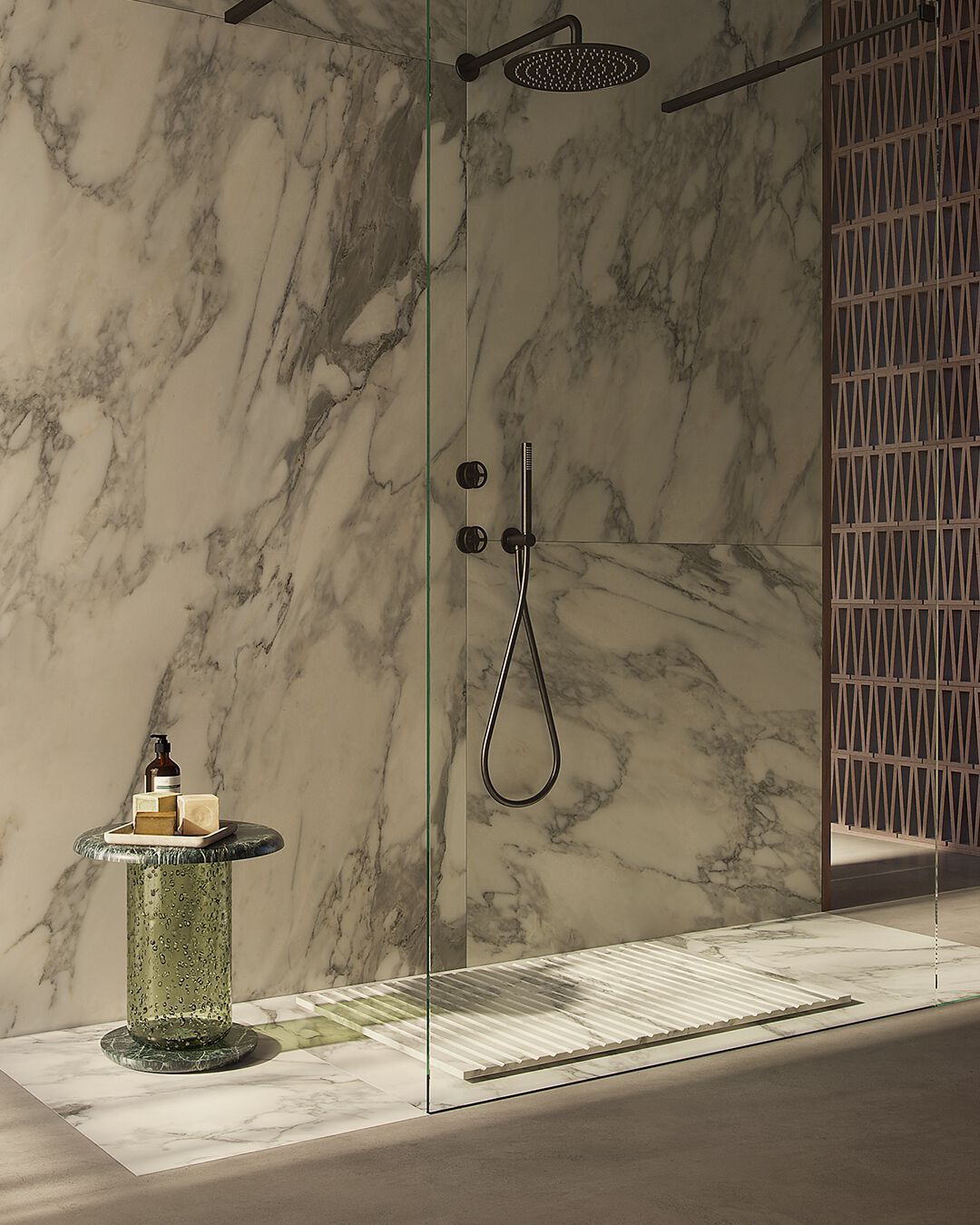 Поддон для душа из мрамора Арабескато Maami Home TYRE ARABESCATO FLUSH ARCH-00000213