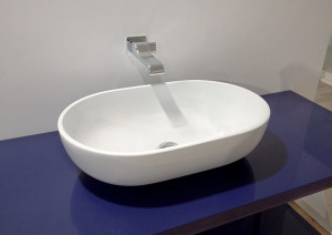 Керамическая овальная столешница