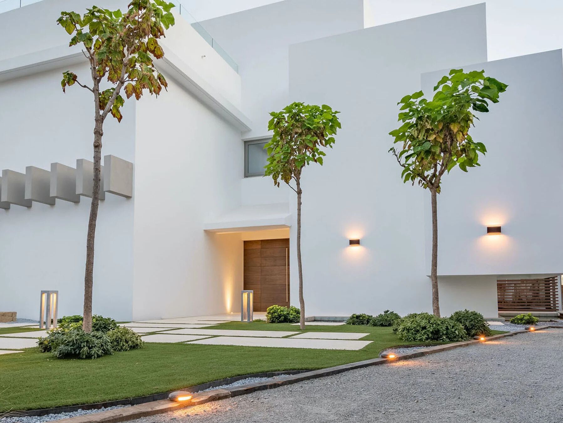 Латунь открытый настенный светильник Authentage Lighting Q-Bri ARCH-00118799 - Вид №1