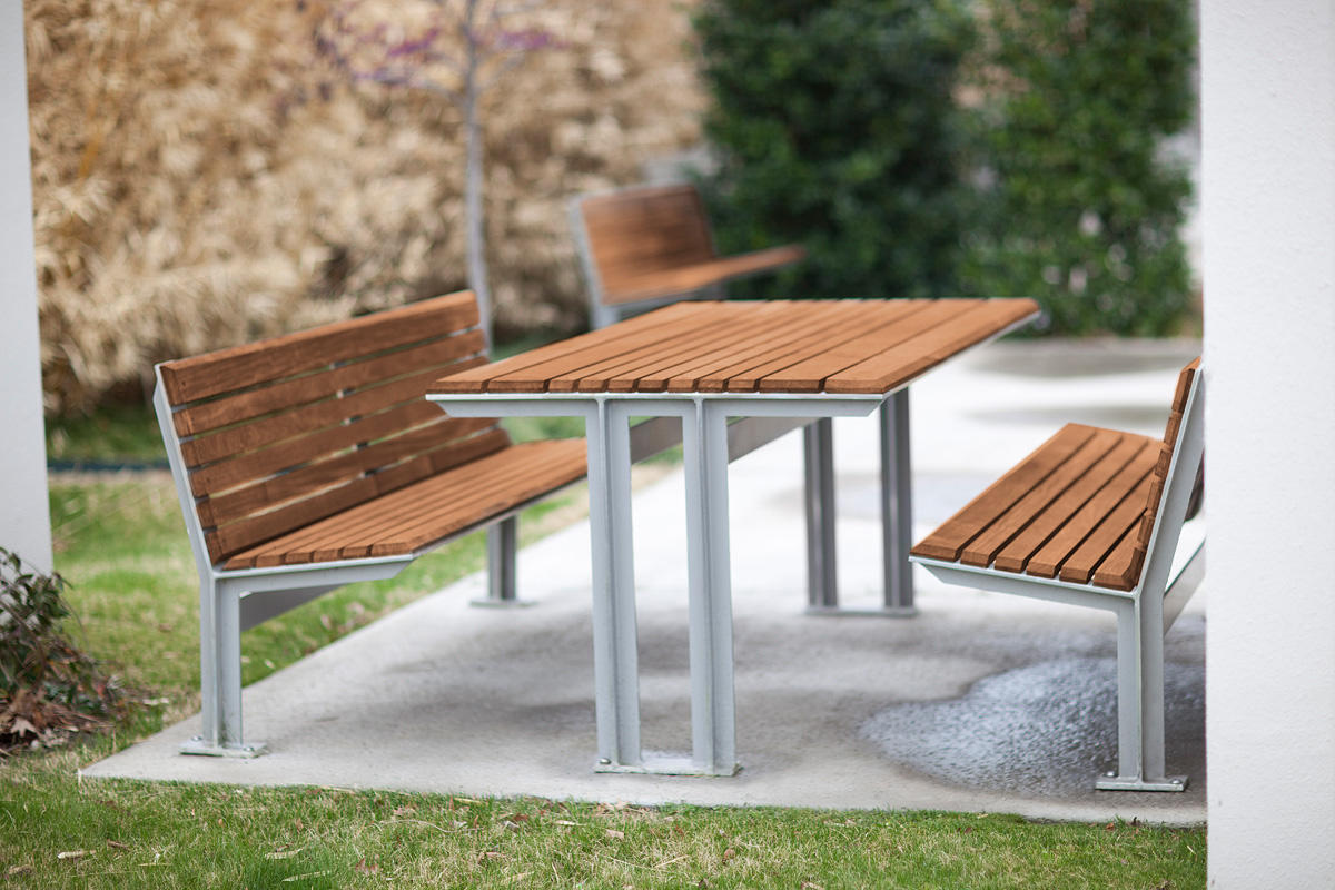 FSRT156 Ансамбль рыцарского стола  Forms-surfaces  - Вид №3